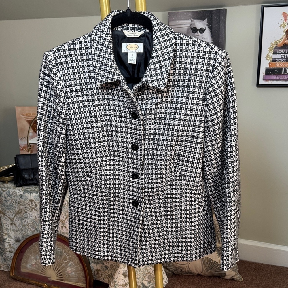 Beautiful Talbots Black and White Check Blazer Petite Size 8